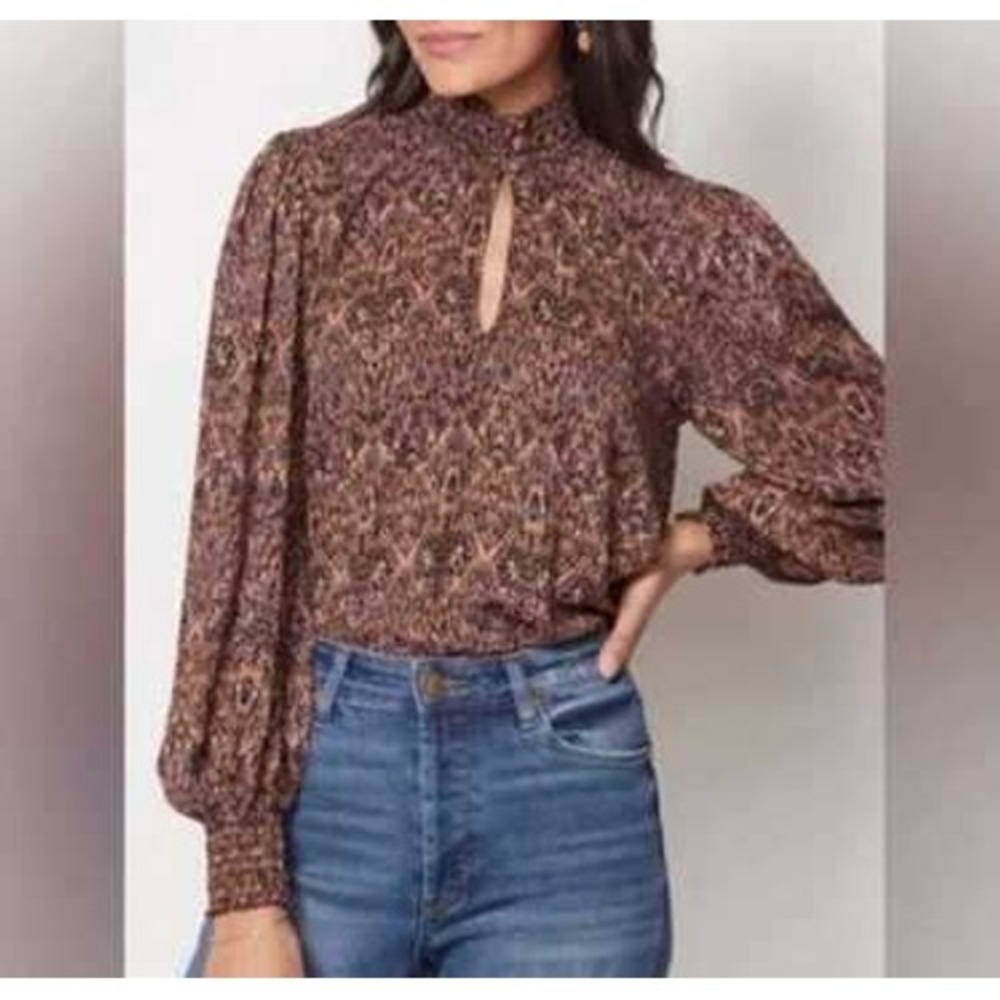 Evereve Womens Smocked High Neck Keyhole Blouse Abstract Print Balloon Sleeve S